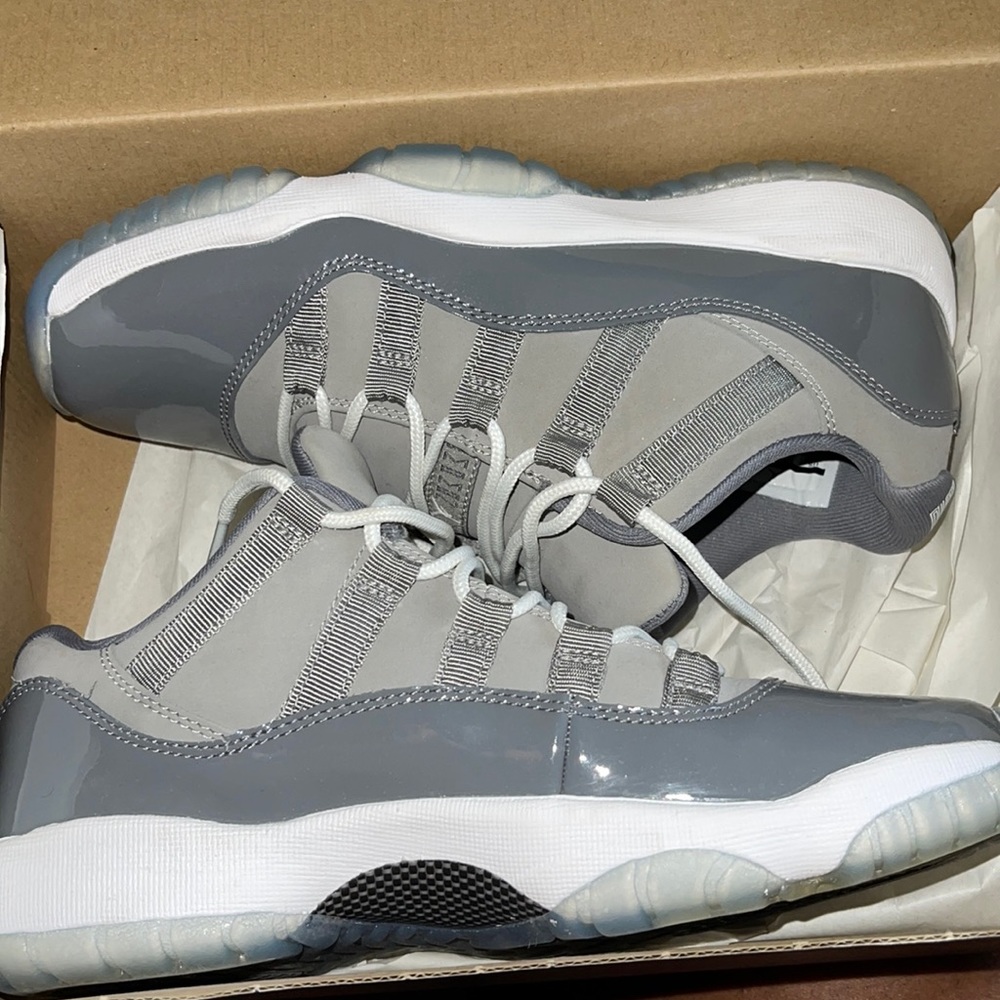 Jordan retro 11